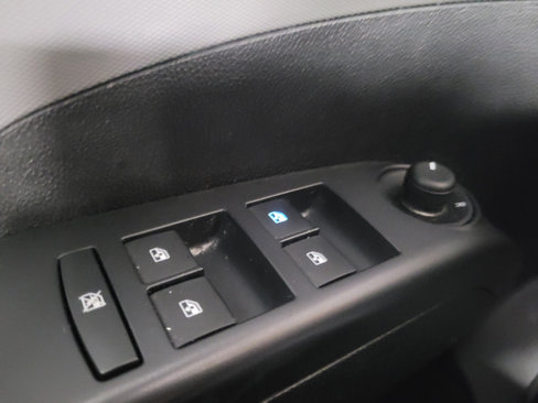 Used 2016 Chevrolet Sonic LT image 27