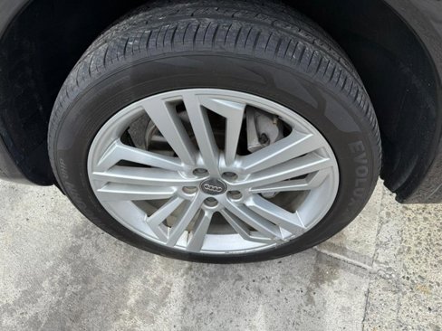 Used 2018 Audi Q5 2.0T Premium Plus w/ Premium Plus Package image 21