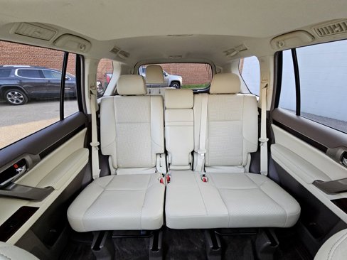 Used 2015 Lexus GX 460 Luxury image 12