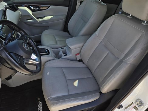 Used 2019 Nissan Rogue Sport SL image 26