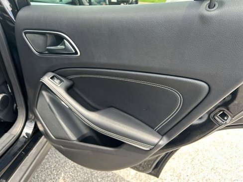 Used 2017 Mercedes-Benz GLA 250 4MATIC image 20