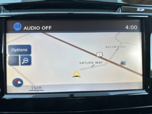 Used 2017 Nissan Rogue SV w/ SV Premium Package image 17