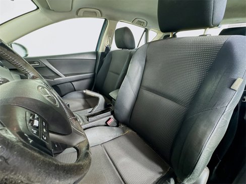 Used 2012 MAZDA MAZDA3 i Touring image 18