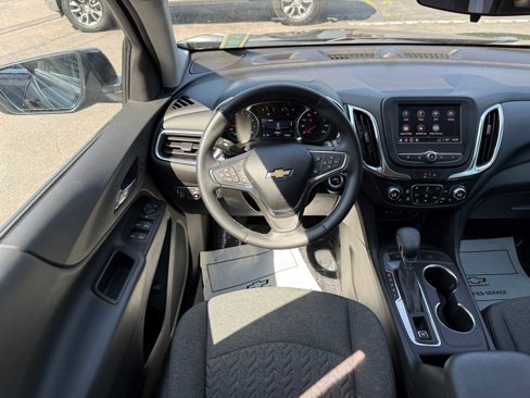 Used 2023 Chevrolet Equinox LT image 9