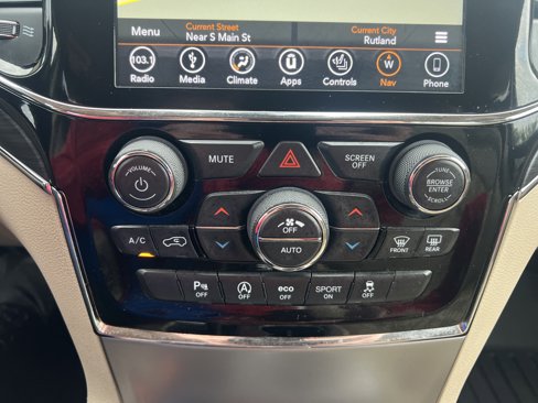 Used 2019 Jeep Grand Cherokee Limited image 30