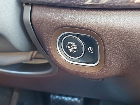 Used 2020 Mercedes-Benz GLE 350 4MATIC image 26