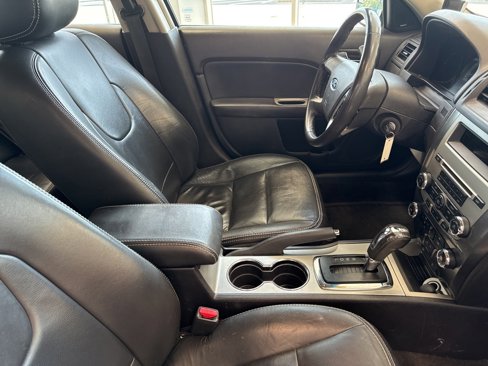 Used 2011 Ford Fusion SEL w/ 301A Rapid Spec Order Code image 20