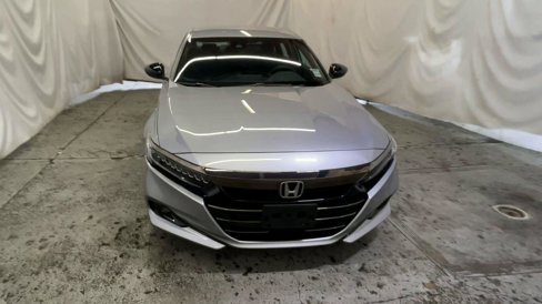 Certified 2022 Honda Accord Sport image 3