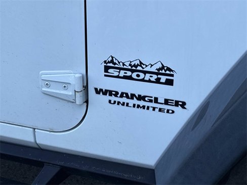 Used 2015 Jeep Wrangler Unlimited Sport w/ Quick Order Package 24S image 10