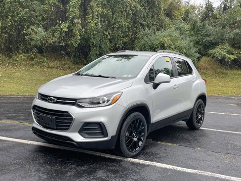 Used 2022 Chevrolet Trax LT w/ Sport Edition image 7