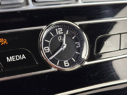 Used 2018 Mercedes-Benz E 300 image 31