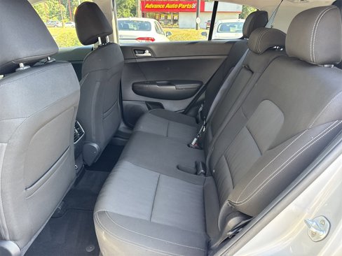 Used 2017 Kia Sportage LX image 10