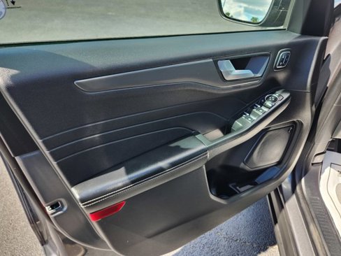Used 2023 Ford Escape Active w/ Tech Pack #2 image 35