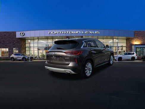 Used 2019 INFINITI QX50 Essential w/ Premium Heat Package image 23