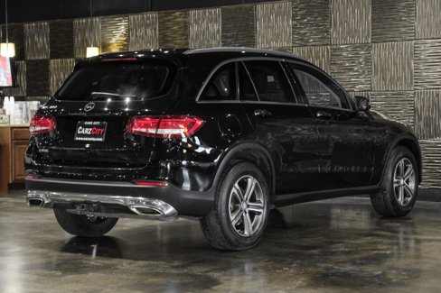 Used 2016 Mercedes-Benz GLC 300 w/ Premium Package image 9