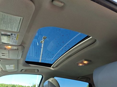 Used 2010 Toyota Tundra Limited image 15