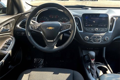 Used 2023 Chevrolet Malibu RS image 5