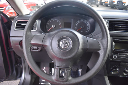 Used 2013 Volkswagen Jetta S image 19
