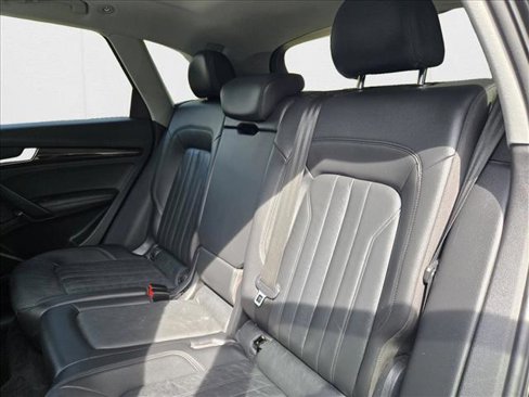 Used 2019 Audi Q5 2.0T Premium Plus w/ Premium Plus Package image 15