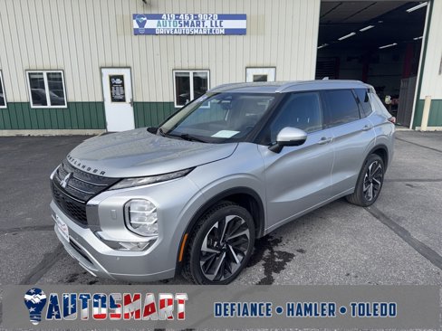 Used 2022 Mitsubishi Outlander SEL image 3