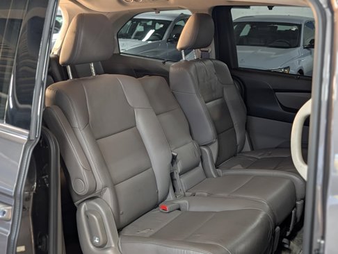 Used 2015 Honda Odyssey Touring image 23