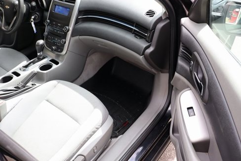Used 2015 Chevrolet Malibu LS image 37