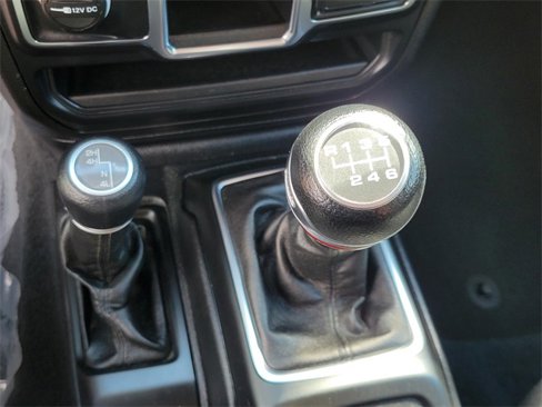 Used 2020 Jeep Wrangler Sport image 27
