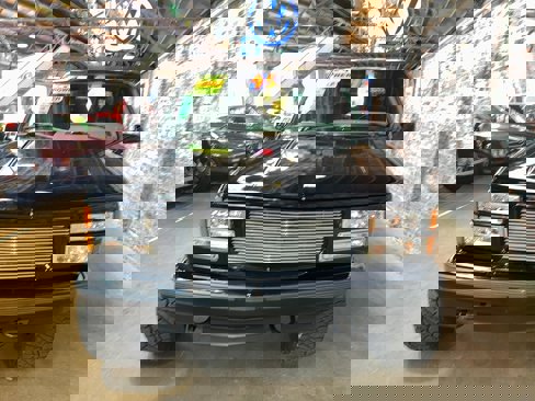Used 1995 GMC Yukon SLE image 8