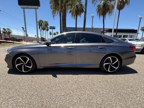 Used 2019 Honda Accord Sport image 4