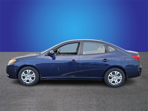 Used 2010 Hyundai Elantra GLS image 7