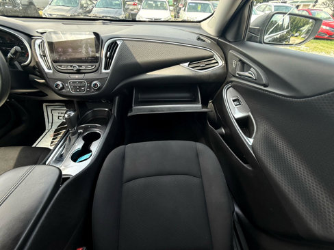 Used 2019 Chevrolet Malibu LT image 25