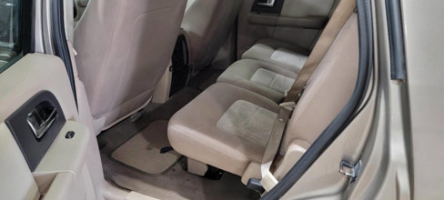 Used 2003 Ford Expedition XLT image 12