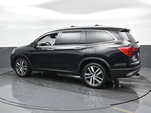 Used 2018 Honda Pilot Touring image 10