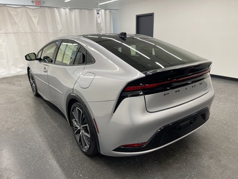 Certified 2024 Toyota Prius XLE image 3