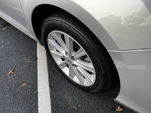 Used 2012 Toyota Camry XLE image 11