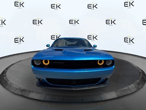 Used 2016 Dodge Challenger R/T Scat Pack w/ Leather Interior Group image 7