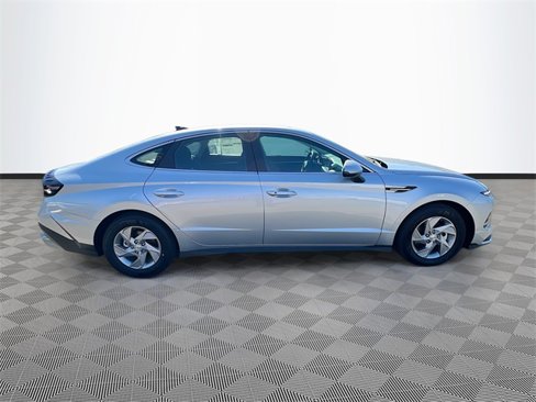 New 2025 Hyundai Sonata SE image 8
