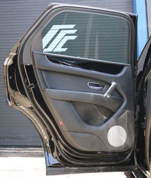 Used 2019 Bentley Bentayga image 23