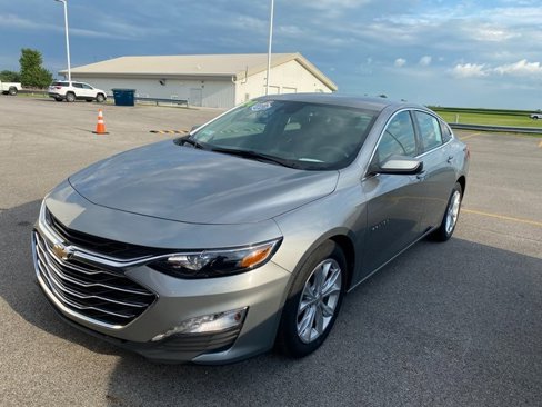 Used 2024 Chevrolet Malibu LT image 1