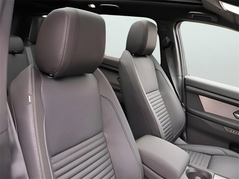 New 2025 Land Rover Discovery Sport Dynamic SE image 14