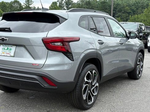 New 2025 Chevrolet Trax RS w/ Sunroof Package image 40
