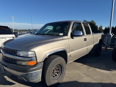 Used 2000 Chevrolet Silverado 1500 LT w/ Off-Road Chassis Pkg image 3