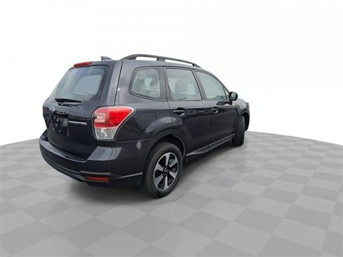 Used 2018 Subaru Forester 2.5i w/ Alloy Wheel Package image 8