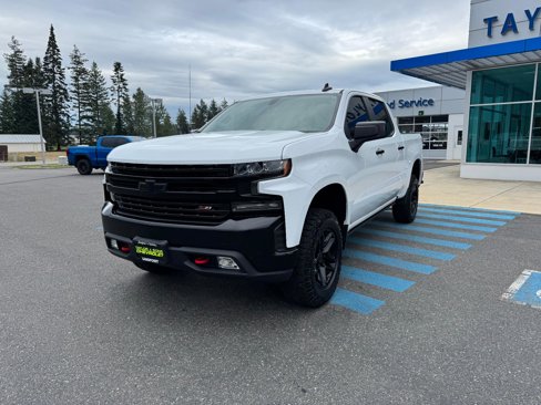 Used 2020 Chevrolet Silverado 1500 LT Trail Boss image 3