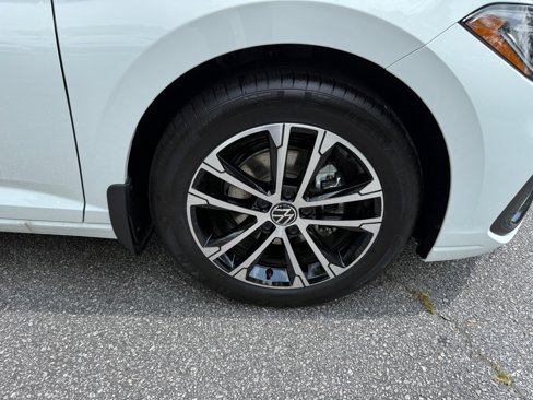 New 2025 Volkswagen Jetta Sport image 25