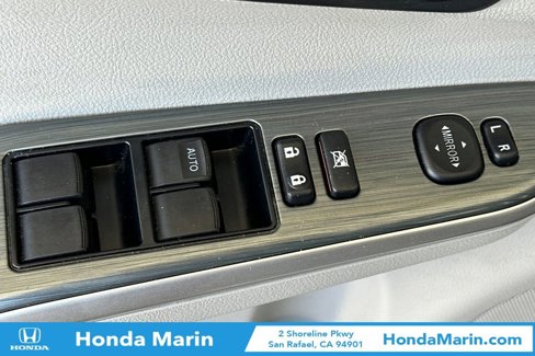 Used 2014 Toyota Camry XLE image 14