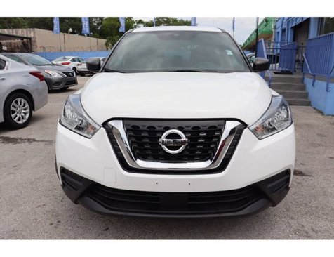 Used 2020 Nissan Kicks S image 12