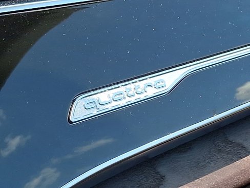 Used 2020 Audi Q8 Prestige image 28