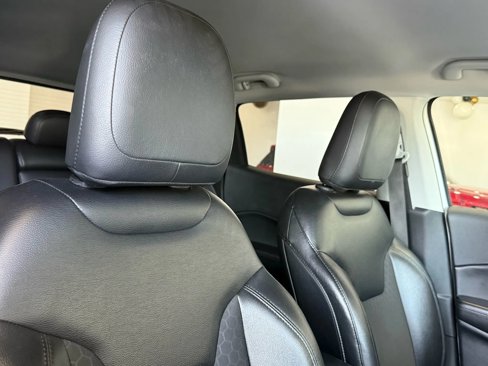 Used 2018 Jeep Compass Latitude w/ Popular Equipment Group image 20