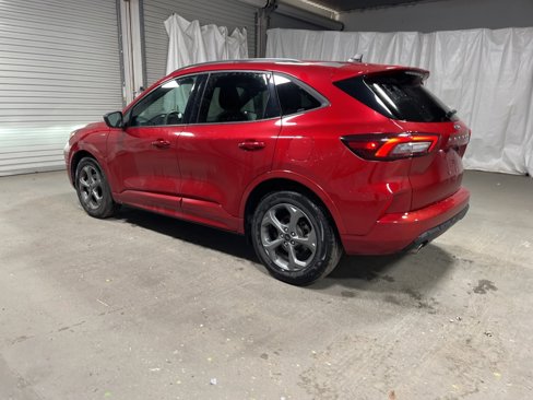 Used 2023 Ford Escape ST-Line w/ Cold Weather Package image 5